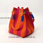 🏆👜🌴 Secchiello a righe in stile bohémien, lavorato a maglia – Borsa a tracolla artigianale perfetta per l'estate e la spiaggia 🧶☀️🏖️