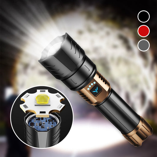 Torcia LED ad alta luminosità e illuminazione a lunga distanza