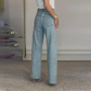 Jeans a gamba tesa impreziositi da stras