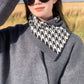 🥰Acquistane 1 e riceviricevi 1 gratis💥 Delicata sciarpa da collo a triangolo