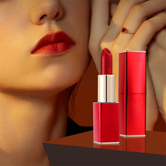 Rossetto glitterato idratante che cambia colore