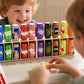 Giocattoli per bambini con abbinamento dei colori delle bottiglie