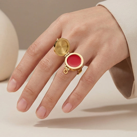 Anello con balsamo per le labbra