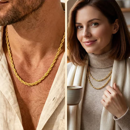 Collana da donna con catena a corda intrecciata che sfiora la clavicola